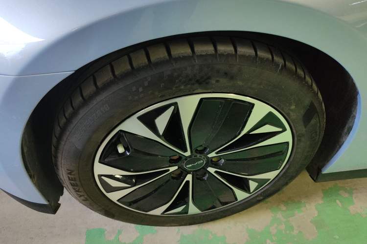 Used BYD Seal 2022 550 km Standard Range Rear-Wheel Drive Prestige Version
