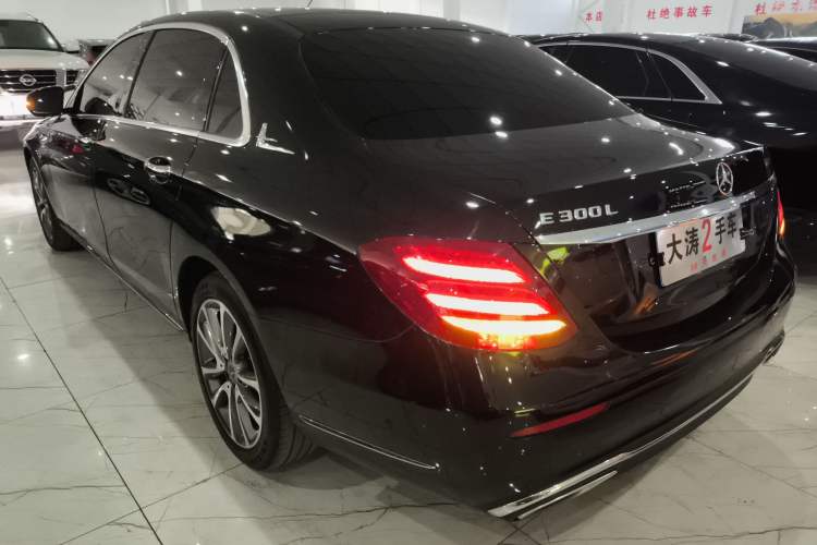 Used Mercedes-Benz E-Class 2017 E 300 L Luxury Model
