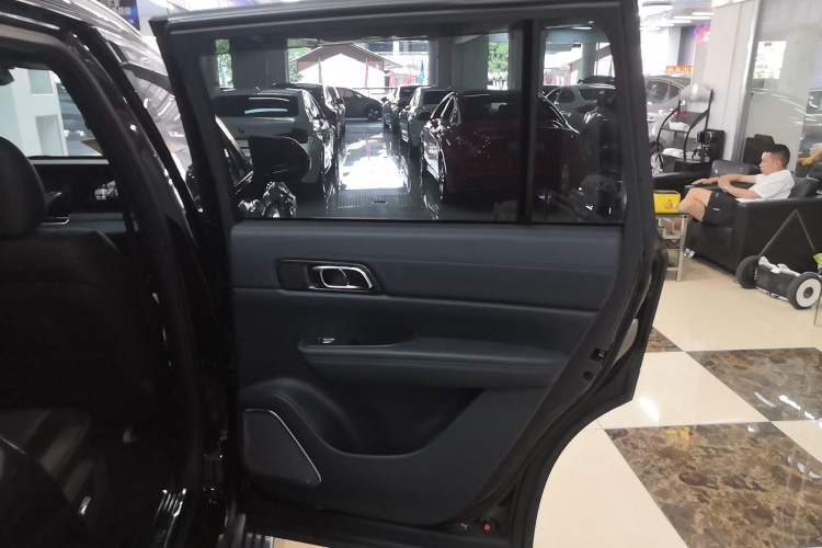 Used Li Auto ONE 2020 Extended-Range 6-Seater Version
