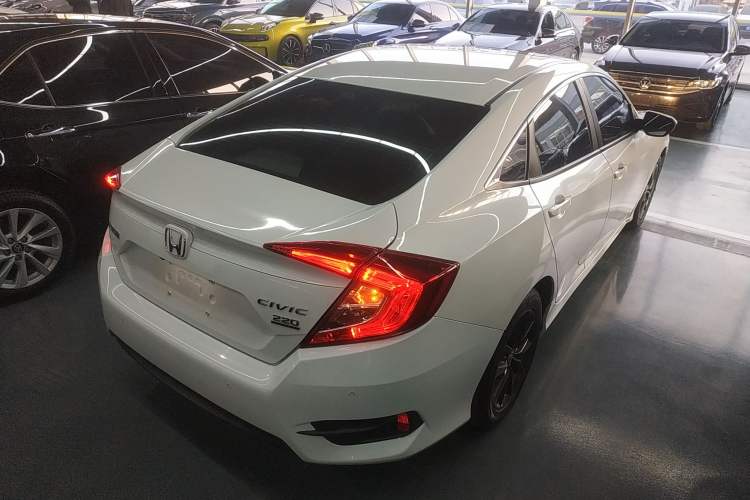 Used Honda Civic 2019 220TURBO CVT Dynamic Edition China VI
