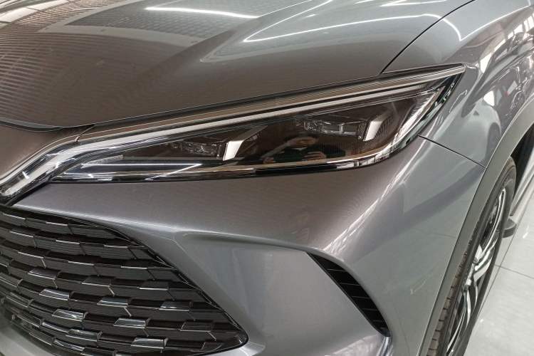 Used BYD Song L DM-i 2024 112 km Leading Edition
