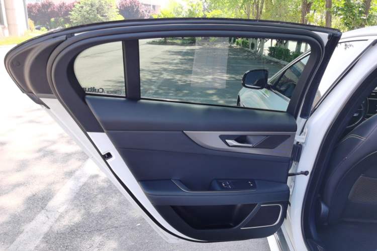 Used Jaguar XEL 2020 2.0T 200PS R-DYNAMIC Youth Sports Edition
