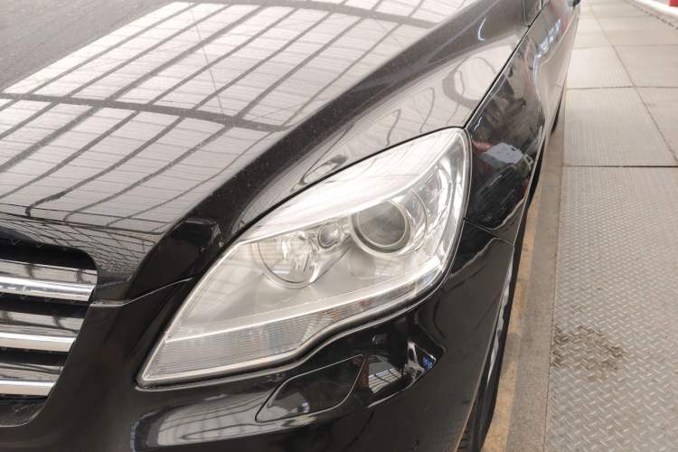 Used Mercedes-Benz R-Class 2014 R 320 4MATIC Business Model
