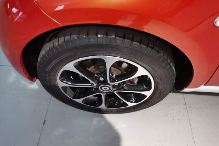 Used  fortwo 2015 1.0L 52 kW Hardtop Passion Edition
