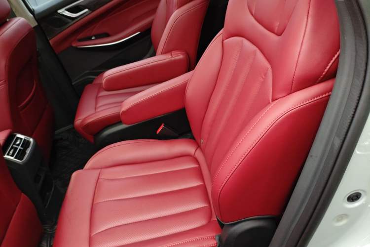 Used Dongfeng Fengon 580 2022 1.5T Automatic Enjoyment Model
