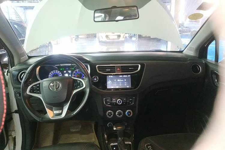 Used Brilliance V3 2016 1.5L Automatic Smart Version