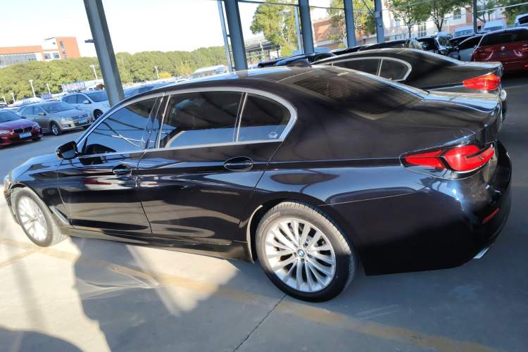 Used BMW 5 Series 2021 525Li Luxury Package
