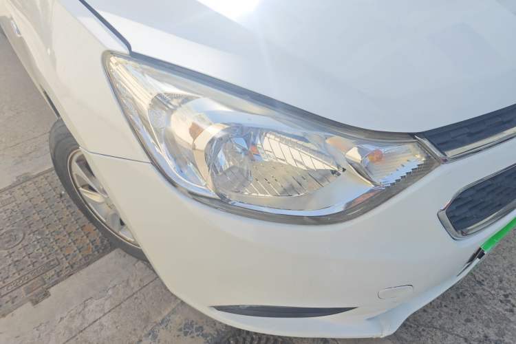 Used Chevrolet Sail 2015 Sail 3 1.3L Manual Ideal Edition
