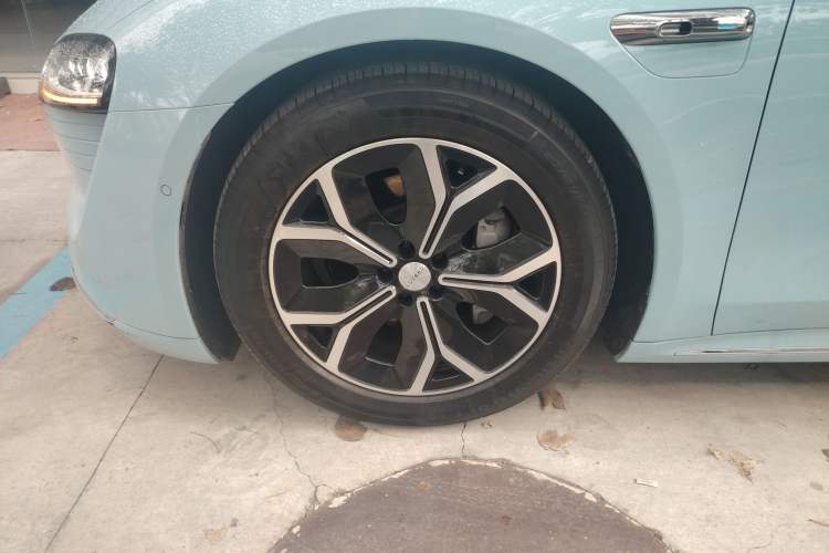 Used Hima Luxeed S7 2025 855 km Max