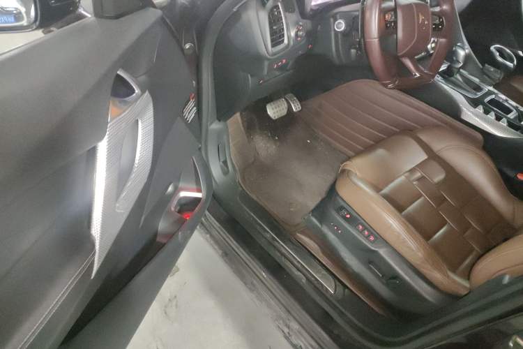 Used  5 2014 1.6T Luxury Edition THP200
