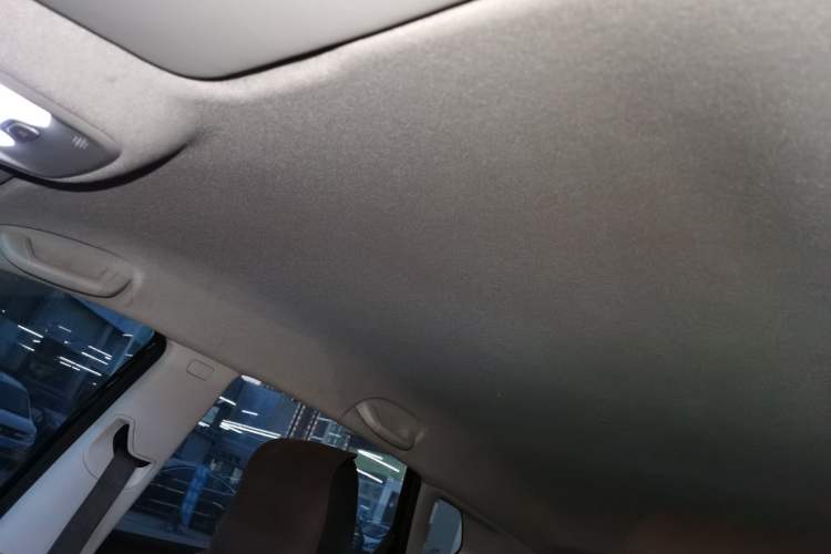 Used Chevrolet Trax 2019 325T Automatic Sport Edition China VI Standard
