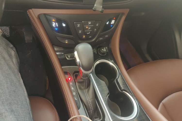 Used Buick Envision 2018 28T Four-Wheel Drive Luxury Model