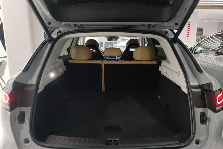 Used Leapmotor C11 2024 Range-Extended 300 Luxury Edition
