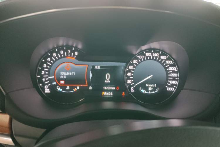 Used Lincoln MKC 2017 2.0T Two-Wheel-Drive Luxury Edition
