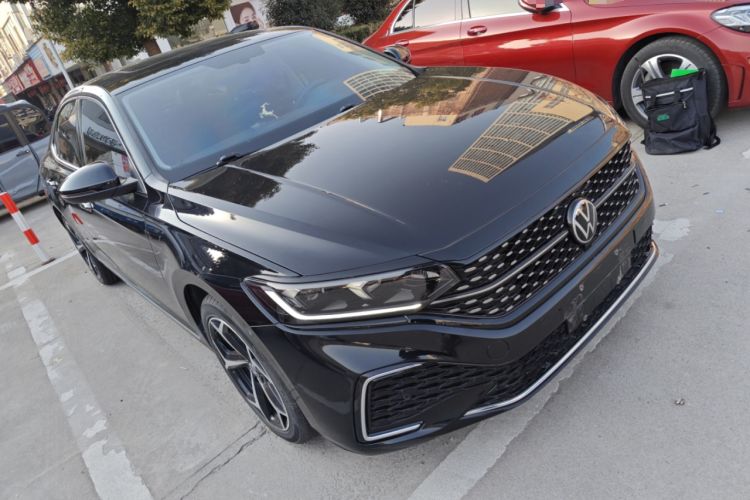 Used Volkswagen Passat 2023 330TSI Starry Elite Edition