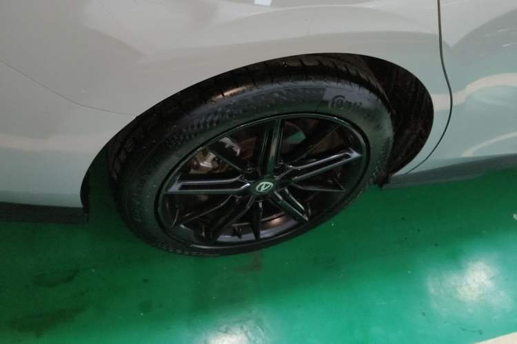 Used Changan UNI-V 2022 1.5T Prestige Version
