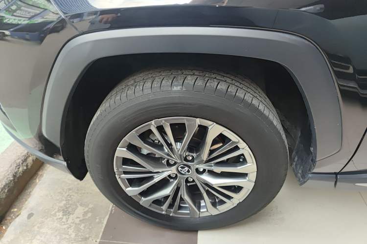 Used Toyota Wildlander 2023 2.0L CVT Two-Wheel Drive Luxury PLUS Edition
