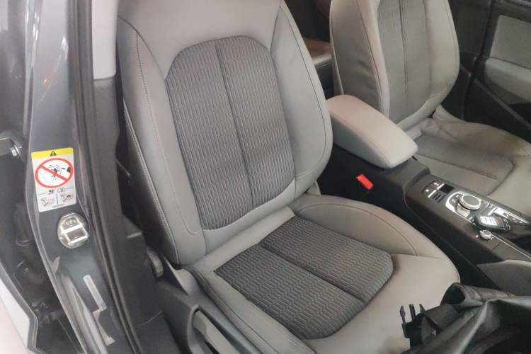 Used Audi A3 2020 Limousine 35 TFSI Fashion Edition China VI Emission Standard