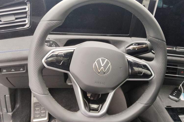 Used Volkswagen Tiguan L 2024 PRO 380TSI Four-Wheel Drive R-Line Prestige Edition
