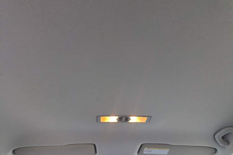 Used Volkswagen Gran Lavida 2015 1.6L Automatic Fashion Edition