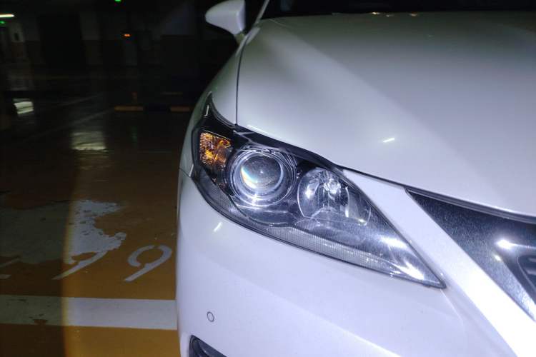 Used Lexus CT 2014 CT200h Comfort Edition Two-Tone