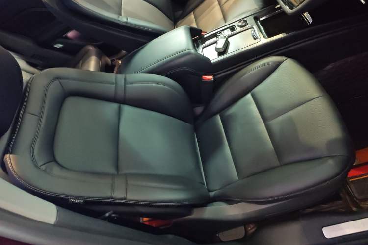 Used Lincoln Corsair 2022 2.0T Two-Wheel Drive Deluxe Edition
