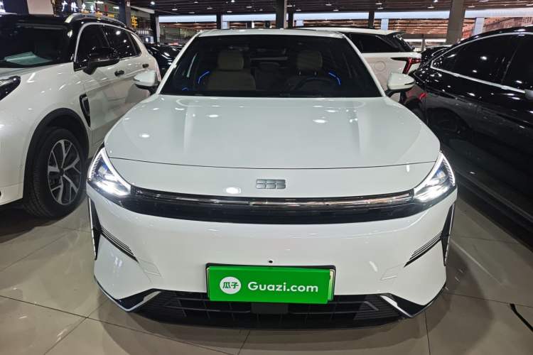 Used  L6 2023 60km PLUS