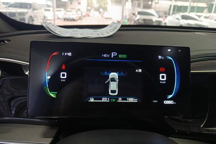 Used BYD Qin PLUS 2024 HONOR Edition DM-i 55KM Beyond Model
