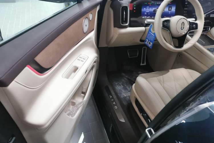 Used Hima AITO M9 2024 Range-Extended Ultra Version 42 kWh 6-Seater Model