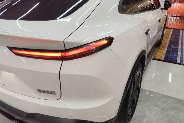 Used ONVO L60 2024 60 kWh Rear-Drive Version
