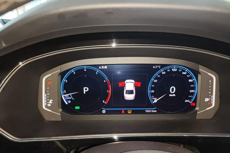 Used Volkswagen Passat 2019 330TSI Luxury Edition China VI Standard
