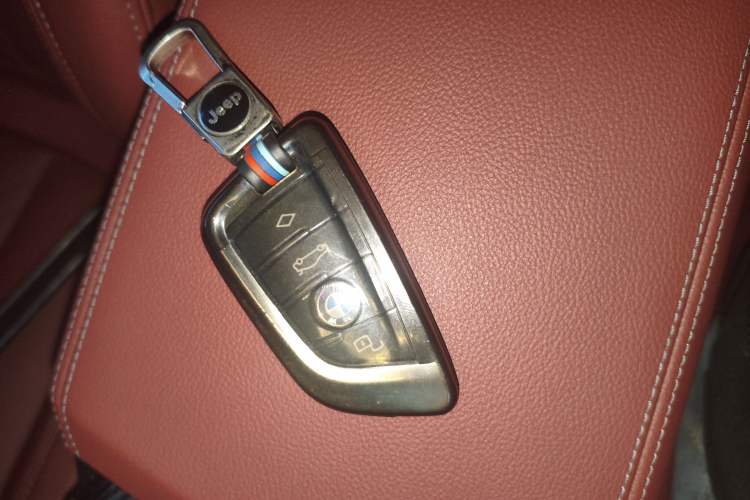 Used BMW i3 2022 eDrive 35 L
