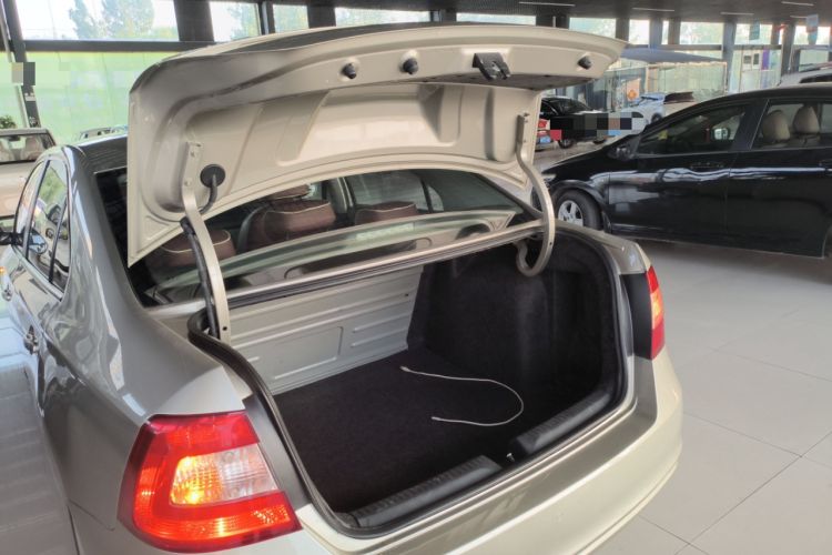 Used Skoda Rapid 2013 1.6L Automatic Smart Selection Model
