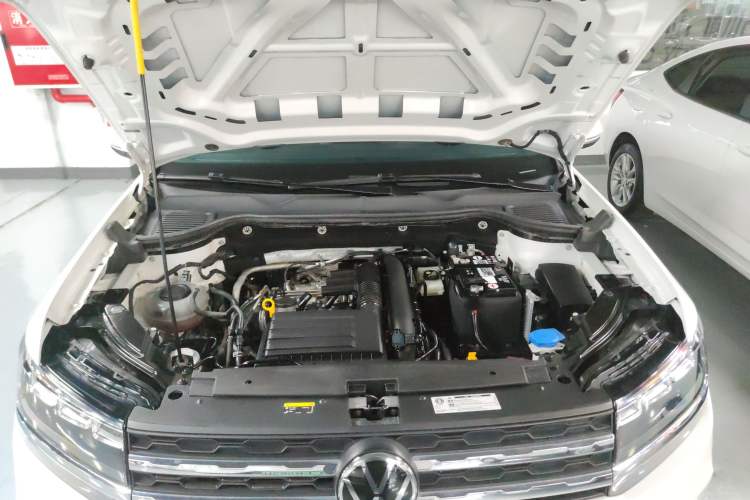 Used Volkswagen Tharu 2022 280TSI Two-Wheel Drive Trend Edition
