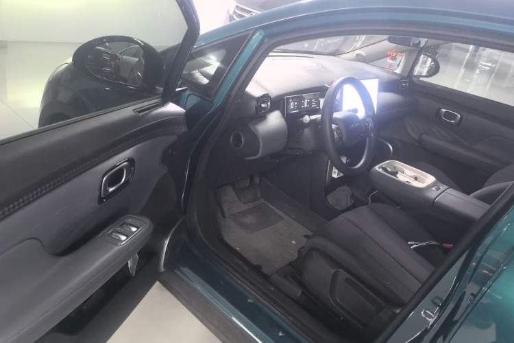 Used AION UT 2025 330 Star Edition
