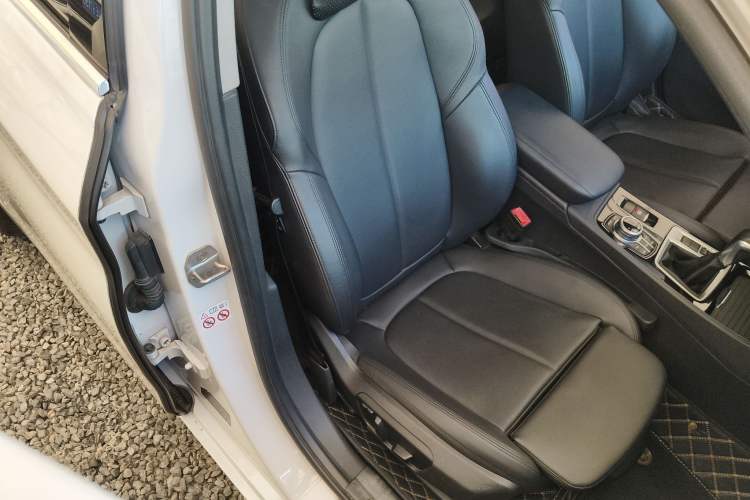 Used BMW 1 Series 2017 118i Design Package Model