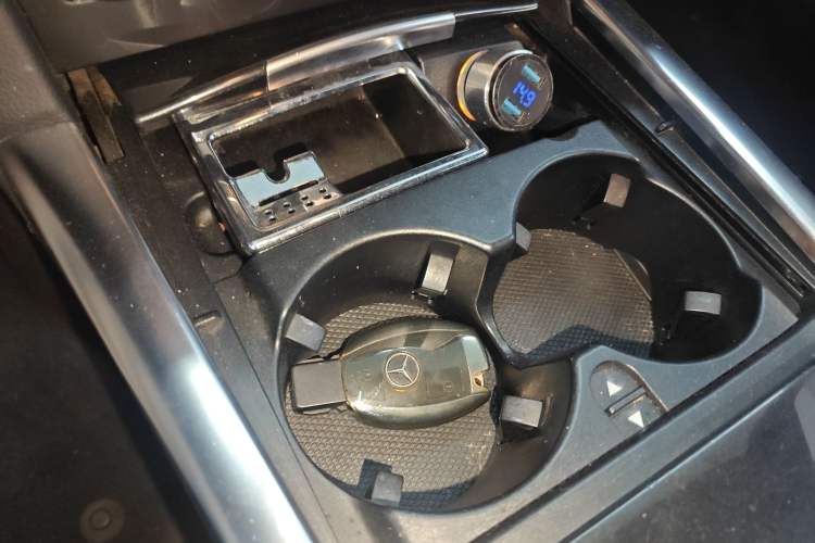 Used Mercedes-Benz E-Class 2015 Revised E 260 L Sporty and Stylish Edition
