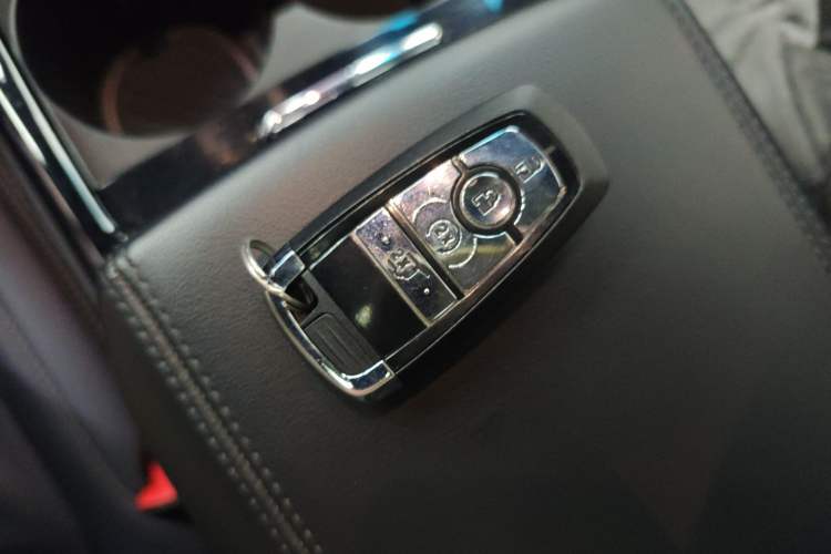 Used Lincoln Nautilus 2021 2.0T Four-Wheel Drive Luxury Edition
