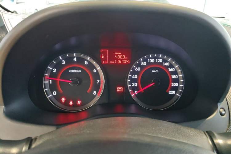 Used Hyundai Verna Ray 2016 1.4L Manual Leading GLX Model