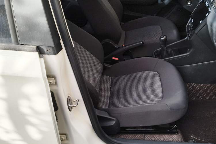 Used Volkswagen Santana 2019 1.5L Manual Fashion Edition China VI Standard
