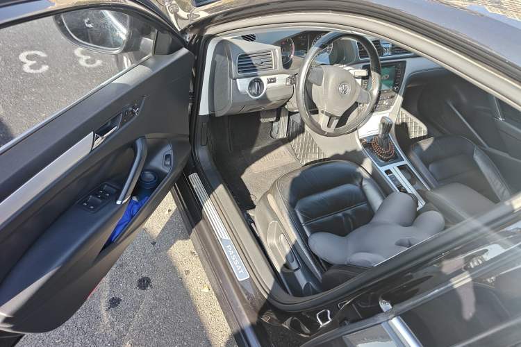 Used Volkswagen Passat 2014 1.8TSI DSG Prestige Edition
