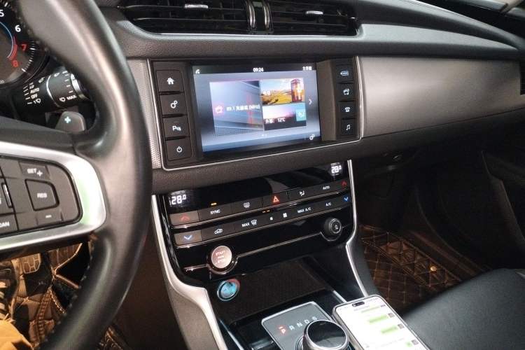 Used Jaguar XFL 2018 XFL 2.0T 200PS Luxury Edition
