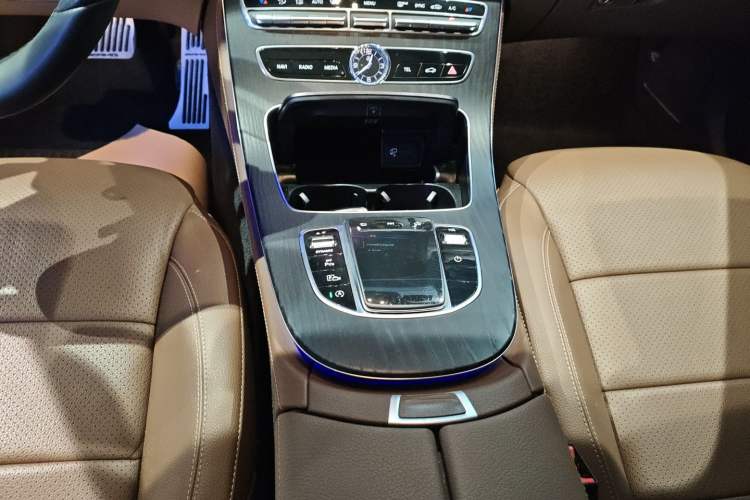 Used Mercedes-Benz E-Class 2019 Restyled E 300 L Sporty and Stylish Edition