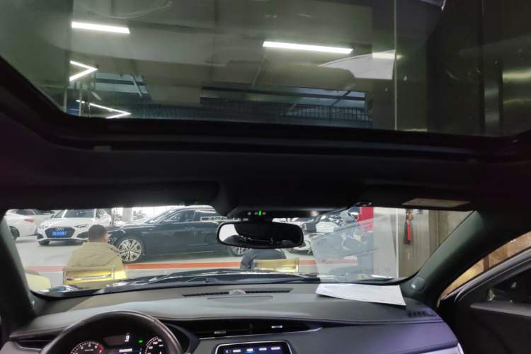 Used Cadillac XT4 2021 28T Two-Wheel Drive Leading Version