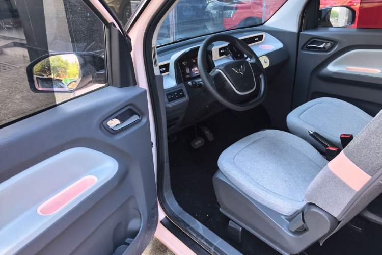 Used Wuling Hongguang MINIEV 2022 Macaron Premium Model – Lithium Iron Phosphate