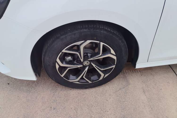 Used MG 5 2022 180 DVVT CVT Youth Style Edition
