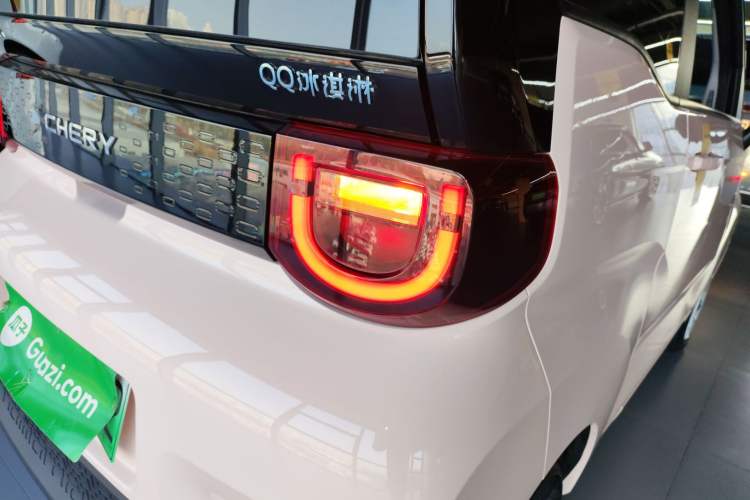 Used Chery QQ Ice Cream 2024 Edition Youth Version 120km Milkshake