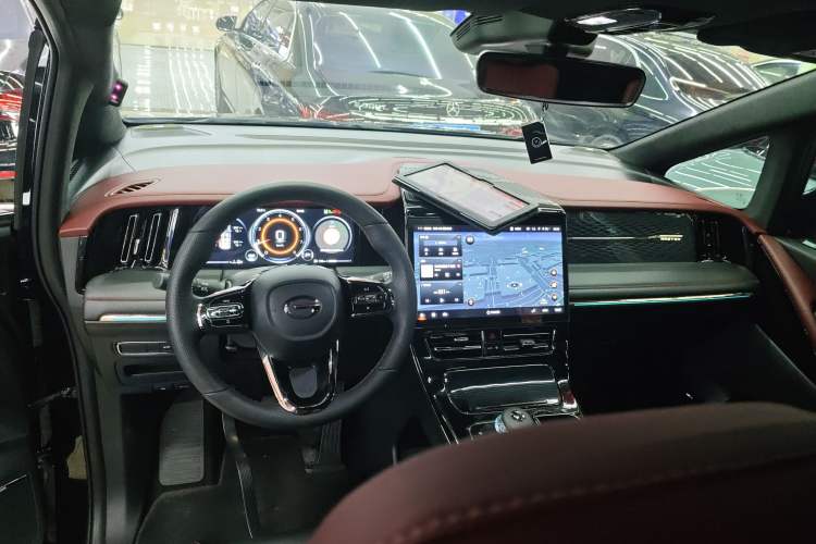 Used GAC Trumpchi M8 2023 Zongshi Series 400T Flagship Edition
