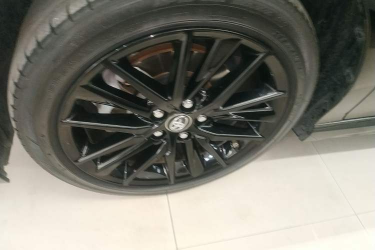 Used Toyota Camry 2023 2.5S Knight Edition
