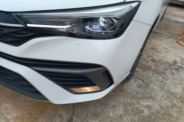 Used Roewe i5 2021 1.5L CVT Platinum Edition
